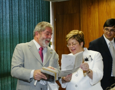 Ana Gazzola e Lula.JPG